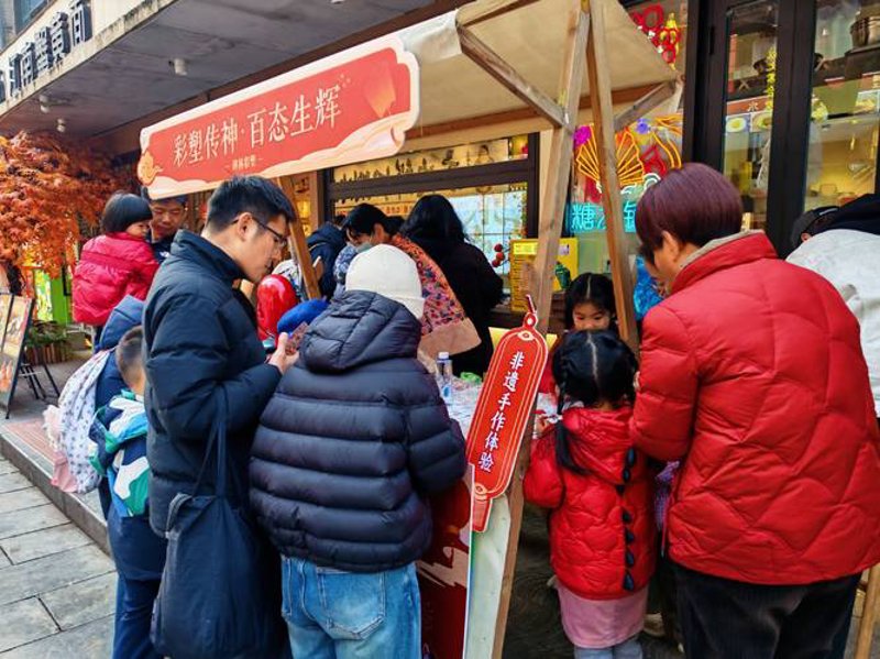 寻找时尚的奥秘：解读如何挑选心仪的时尚秀场